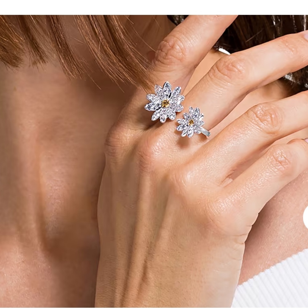 Swarovski Eternal Flower open ring Flower, Yellow, Mixed metal finish